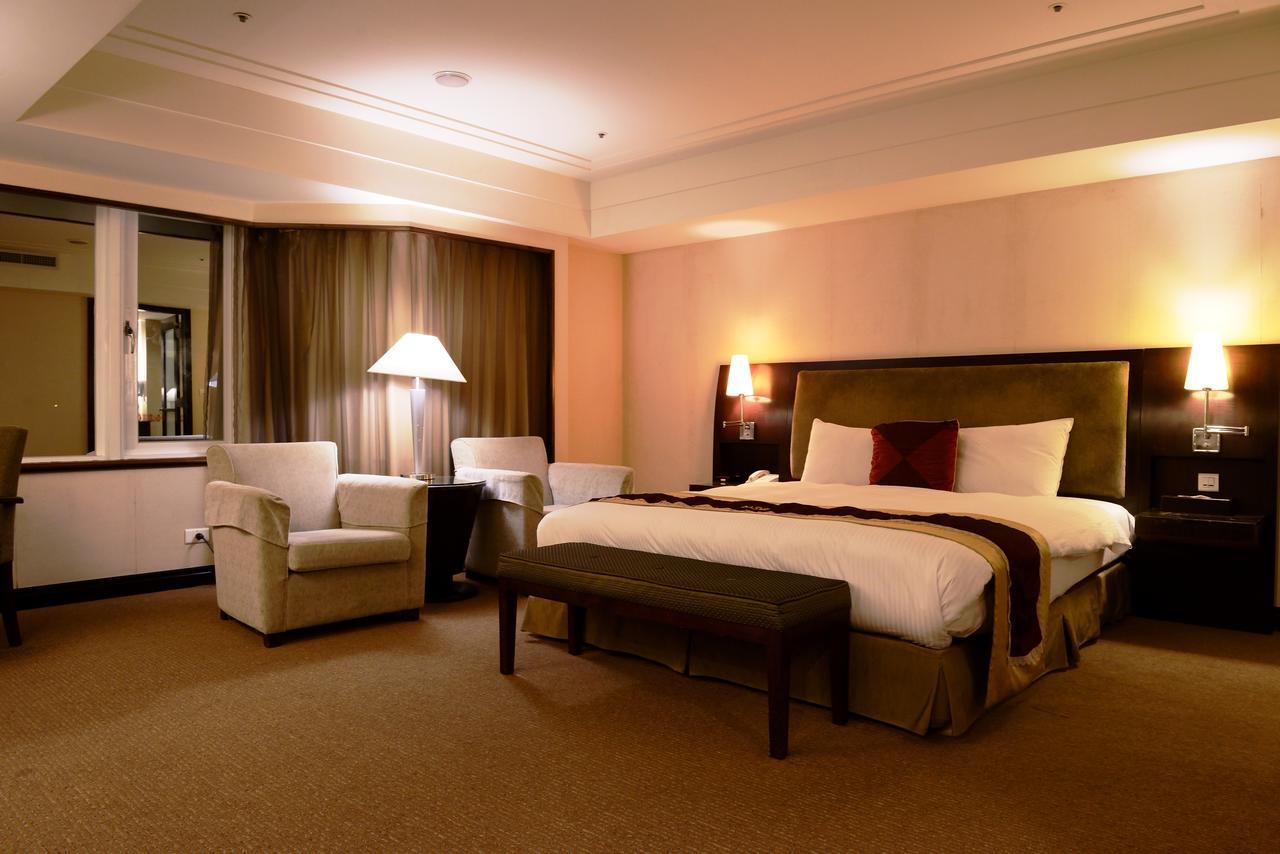 Nisus Hotel Тайбэй Экстерьер фото