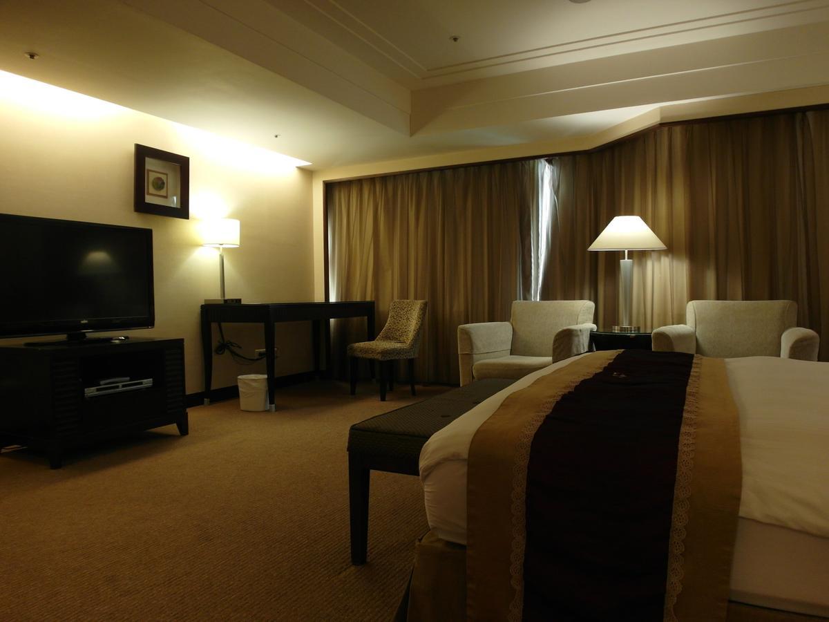 Nisus Hotel Тайбэй Экстерьер фото