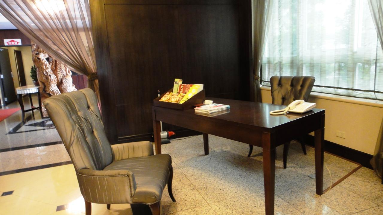 Nisus Hotel Тайбэй Экстерьер фото