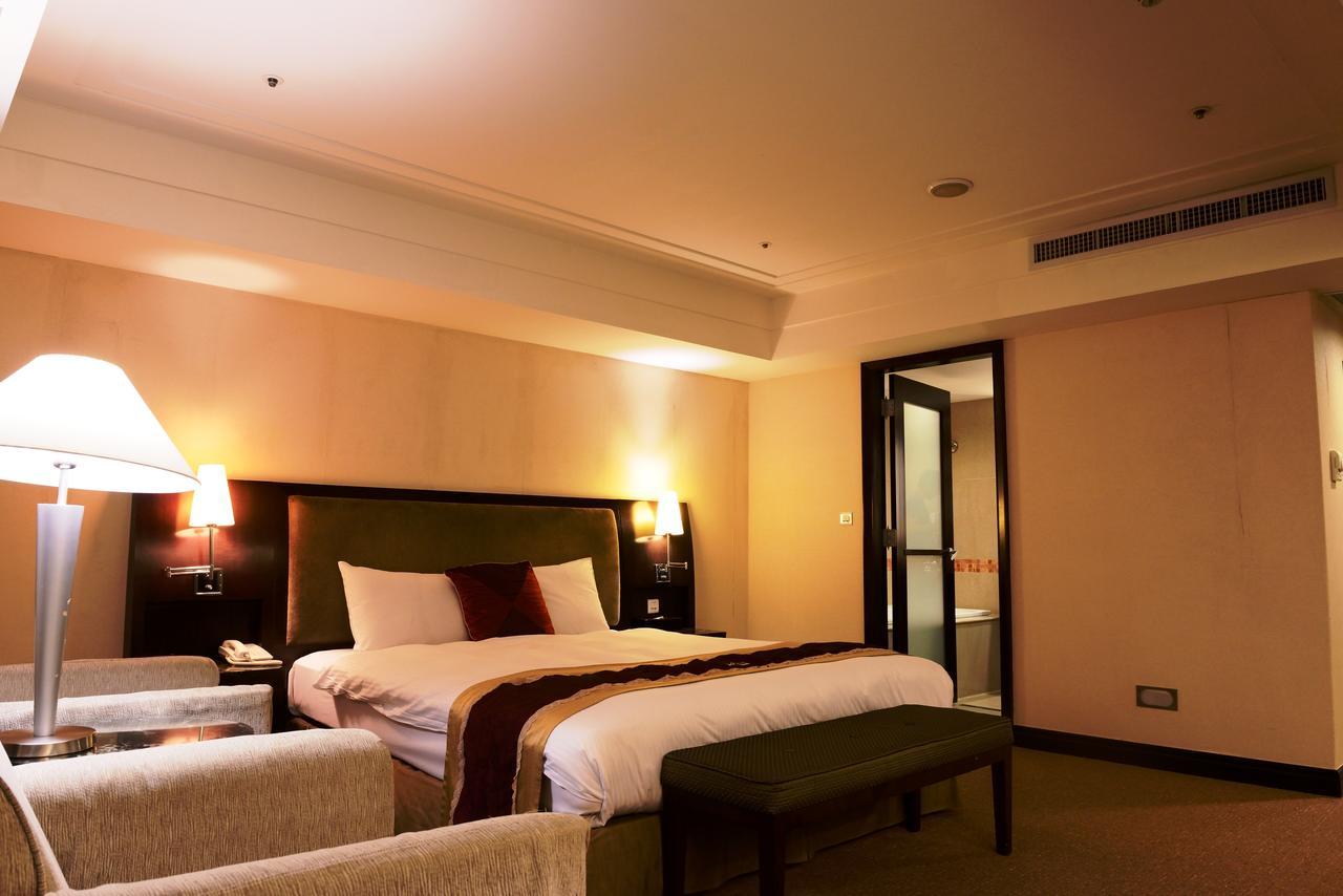 Nisus Hotel Тайбэй Экстерьер фото