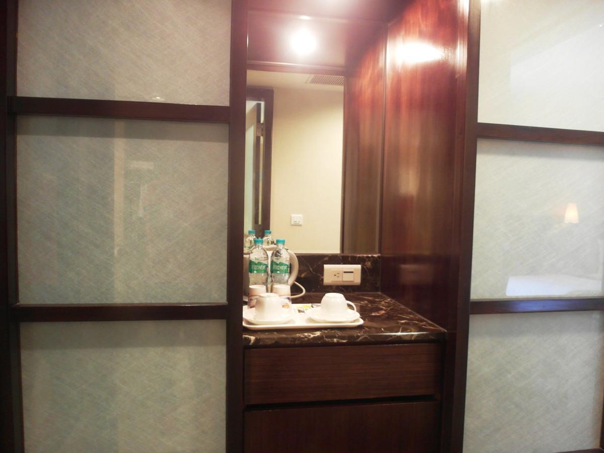 Nisus Hotel Тайбэй Экстерьер фото