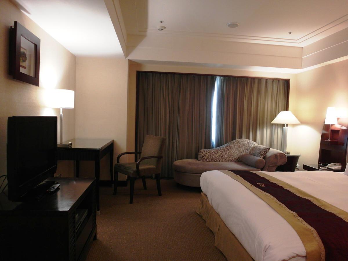 Nisus Hotel Тайбэй Экстерьер фото